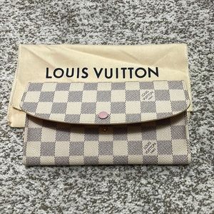Louis Vuitton Emilie wallet in Damar Azure with Rose Ballerina interior VGUC